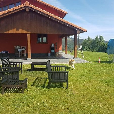 La Casita De Titi Villa Pravia Luaran gambar