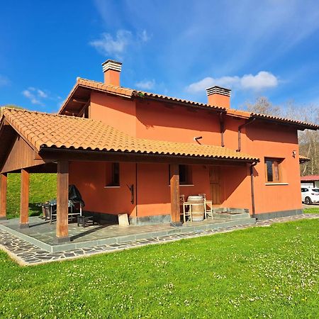 La Casita De Titi Villa Pravia Luaran gambar