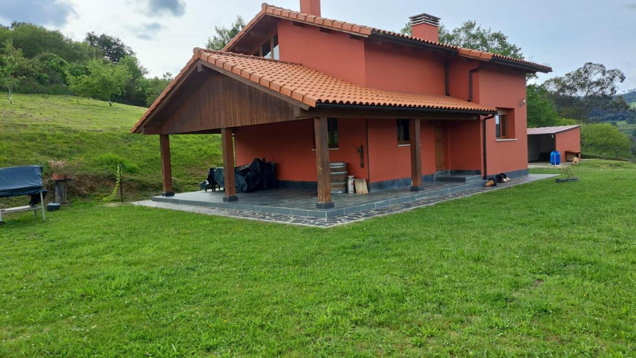 La Casita De Titi Villa Pravia Luaran gambar